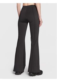 Guess Spodnie materiałowe V3RB20 KBIL2 Czarny Slim Fit. Kolor: czarny. Materiał: materiał, syntetyk #4