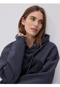 Reserved - Bluza z nadrukiem - ciemnoszary. Kolor: szary. Materiał: dzianina, bawełna. Wzór: nadruk #1