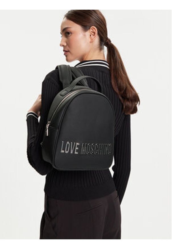 Love Moschino - LOVE MOSCHINO Plecak JC4197PP1NKD000B Czarny. Kolor: czarny. Materiał: skóra