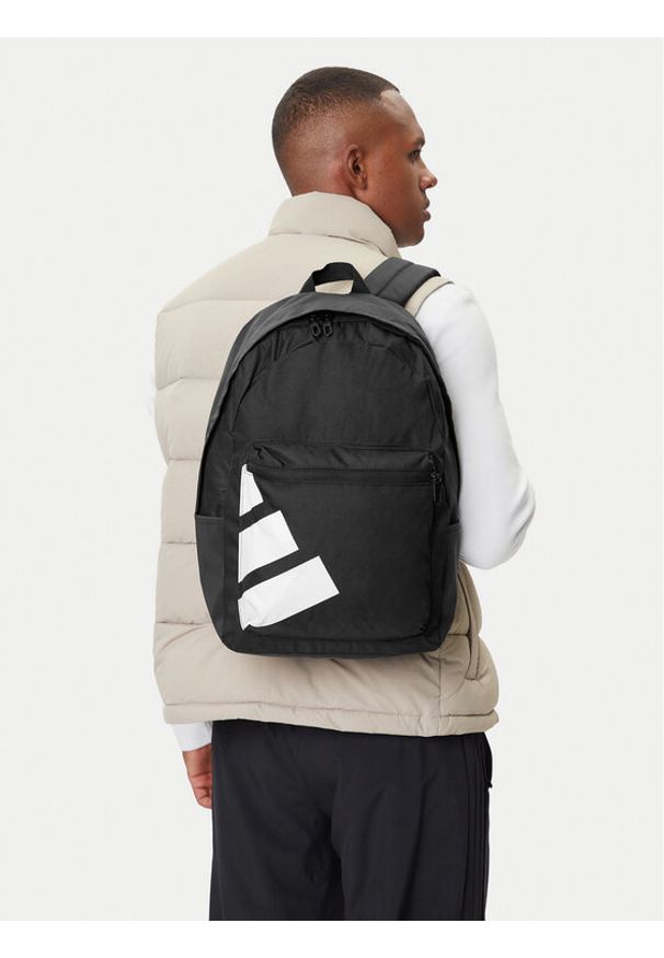 Adidas - adidas Plecak Classic Back-to-School Badge of Sport JG1527 Czarny. Kolor: czarny. Materiał: materiał. Styl: sportowy