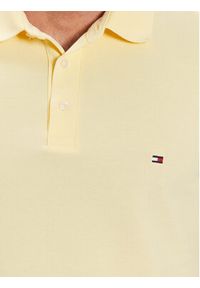 TOMMY HILFIGER - Tommy Hilfiger Polo 1985 MW0MW17771 Żółty Slim Fit. Typ kołnierza: polo. Kolor: żółty. Materiał: bawełna #3