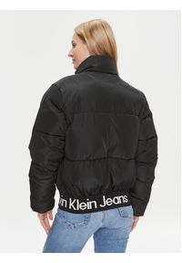 Calvin Klein Jeans Kurtka puchowa J20J222334 Czarny Relaxed Fit. Kolor: czarny. Materiał: syntetyk