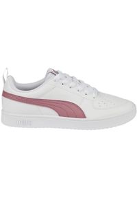 Buty damskie Puma Rickie. Zapięcie: sznurówki. Kolor: biały, wielokolorowy, różowy. Materiał: guma, materiał, syntetyk. Szerokość cholewki: normalna. Sport: turystyka piesza