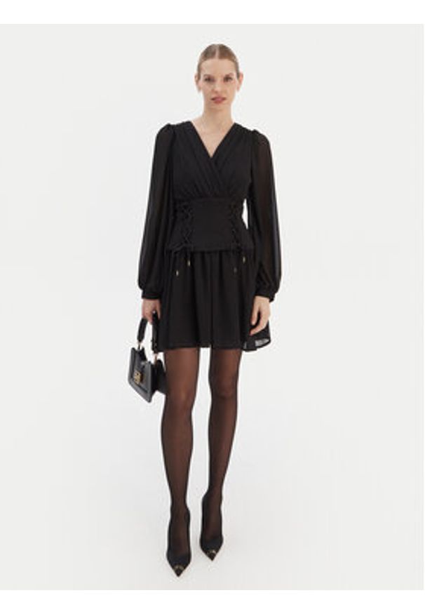 Rinascimento Sukienka koktajlowa CFC0126603003 Czarny Regular Fit. Kolor: czarny. Materiał: syntetyk. Styl: wizytowy