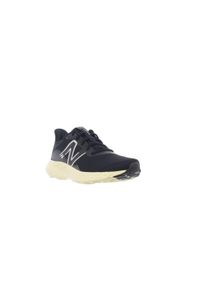 Buty do biegania damskie New Balance 411 RP3. Materiał: materiał, syntetyk, guma. Szerokość cholewki: normalna