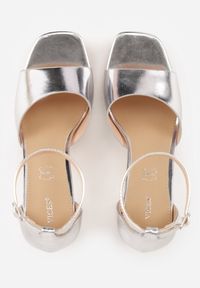 Born2be - Srebrne Sandały VICES na Platformie i Słupku ze Skórzaną Wkładką Phelusa. Okazja: do pracy, na wesele, na spotkanie biznesowe, na ślub cywilny. Zapięcie: pasek. Kolor: srebrny. Materiał: skóra. Obcas: na platformie. Styl: biznesowy. Wysokość obcasa: średni #3