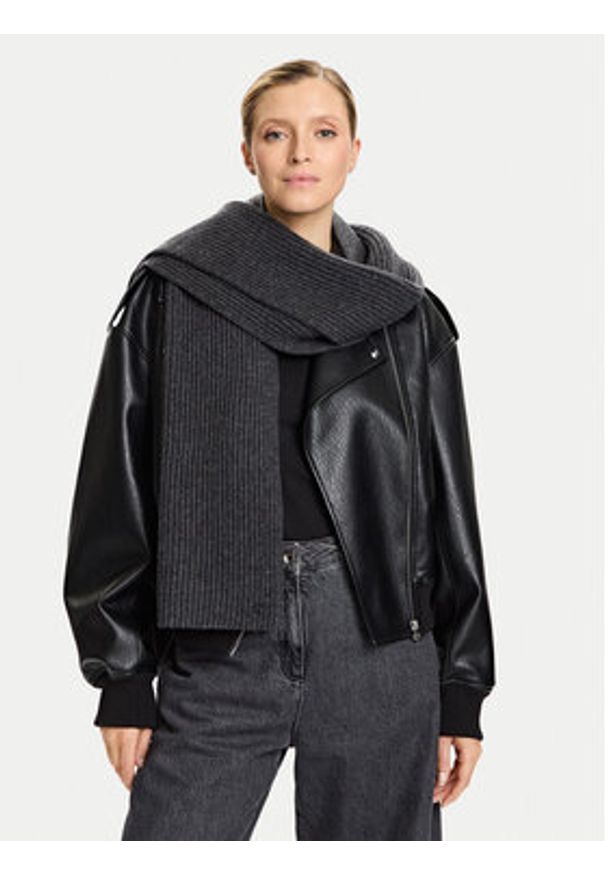 Calvin Klein Szalik Ck Metal Wool Rib Scarf LV04D8056G Szary. Kolor: szary. Materiał: wełna