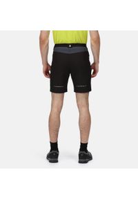 Regatta - Spodenki Mountain Shorts II. Kolor: wielokolorowy, czarny. Materiał: materiał