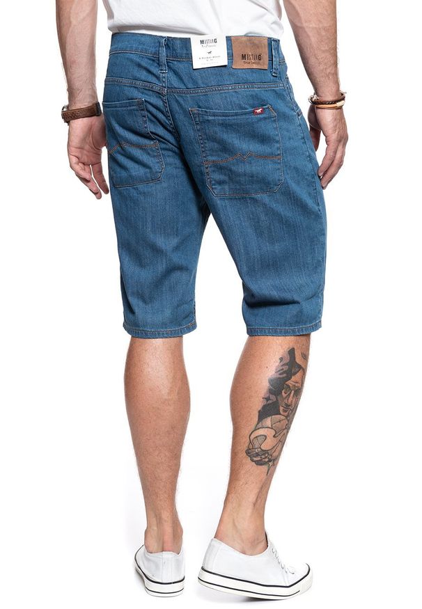 Mustang - SPODENKI MUSTANG 5 Pocket Short DENIM BLUE 1007373 5000 310. Materiał: denim