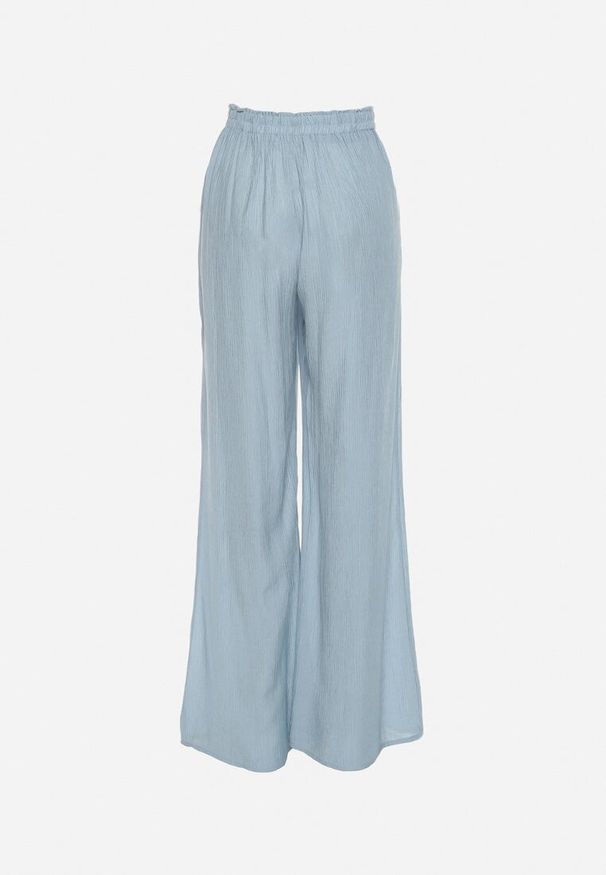 Born2be - Jasnoniebieskie Szerokie Spodnie z Wiskozy Zyona. Okazja: na co dzień. Kolor: niebieski. Materiał: wiskoza. Styl: casual, klasyczny