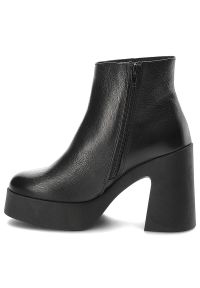 Czarne Botki Armodo Eleganckie Obuwie Na Obcasie. Kolor: czarny. Materiał: skóra. Wzór: grochy. Obcas: na obcasie. Styl: elegancki. Wysokość obcasa: średni #6