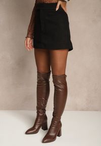 Renee - Czarna Spódnica VICES Mini Stylizowana na Zamszową Tivite. Okazja: na co dzień. Kolor: czarny. Materiał: zamsz. Styl: casual, elegancki #5