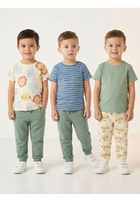 Sinsay - Spodnie dresowe jogger 2 pack - kremowy. Kolor: kremowy. Materiał: dresówka #1