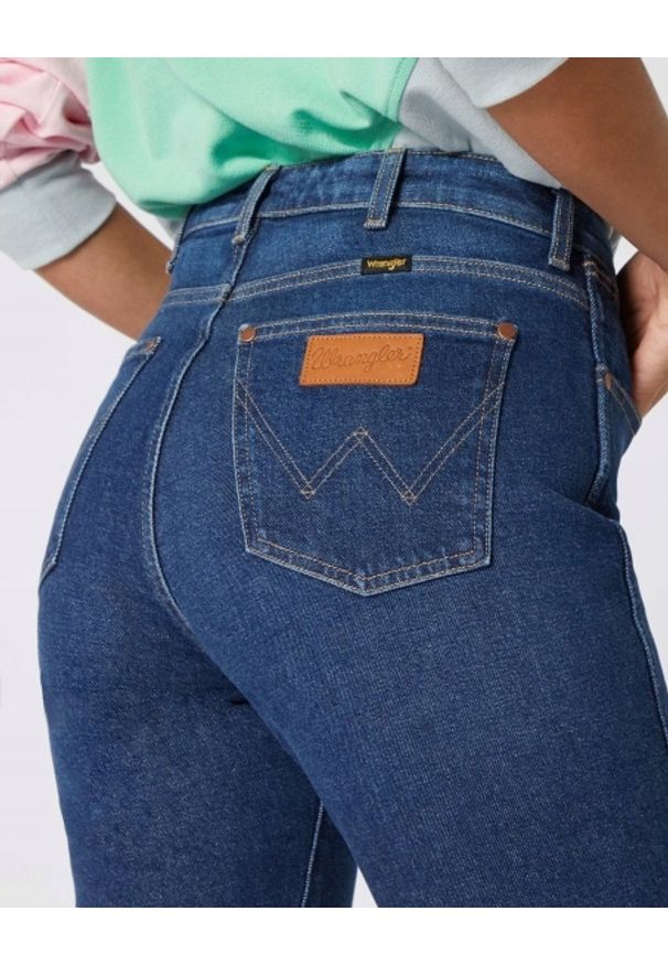 Wrangler - WRANGLER RETRO SKINNY DAMSKIE SPODNIE JEANSOWE JEANSY DEEP SEA W253WB12S 112128003. Styl: retro