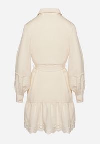 Born2be - Jasnobeżowa Koszulowa Sukienka z Wiskozy z Bawełną Koronką i Paskiem Lilresia. Okazja: na co dzień. Kolor: beżowy. Materiał: wiskoza, bawełna, koronka. Długość rękawa: długi rękaw. Wzór: koronka. Sezon: wiosna, lato. Typ sukienki: koszulowe. Styl: klasyczny, casual, elegancki #5