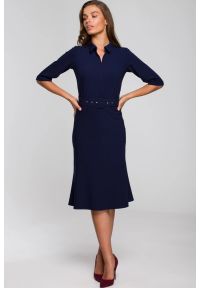 Stylove - Elegancka sukienka koszulowa z kołnierzykiem paskiem granat. Okazja: na spotkanie biznesowe, do pracy. Typ sukienki: koszulowe. Styl: elegancki #1