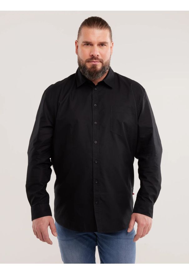 Big-Star - Koszula męska z tkaniny typu oxford czarna Trixi 906. Typ kołnierza: kołnierzyk klasyczny. Kolor: czarny. Materiał: tkanina. Styl: elegancki, sportowy, klasyczny