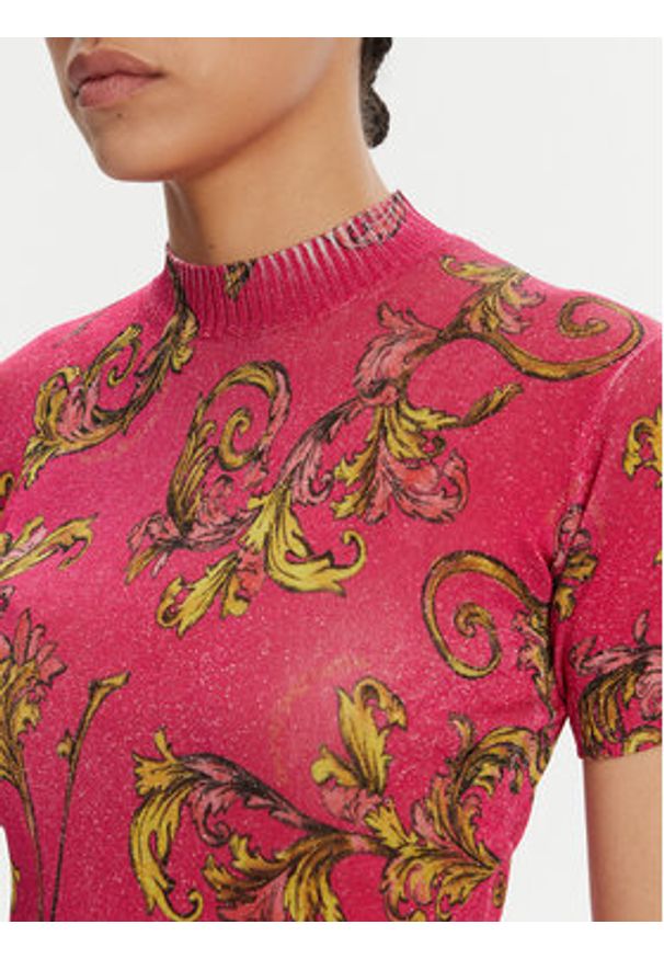 Versace Jeans Couture Sweter 78HAFM07 Różowy Slim Fit. Kolor: różowy. Materiał: wiskoza