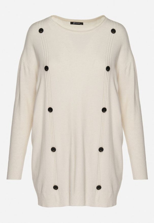 Born2be - Jasnobeżowy Sweter Ozdobiony Guzikami Labiona. Okazja: na co dzień, na spotkanie biznesowe. Kolor: beżowy. Materiał: jeans. Długość rękawa: długi rękaw. Długość: długie. Wzór: aplikacja. Styl: klasyczny, biznesowy, casual