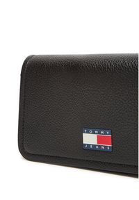 Tommy Jeans Torebka Tjw Must Flap Crossover AW0AW17553 Czarny. Kolor: czarny. Materiał: skórzane