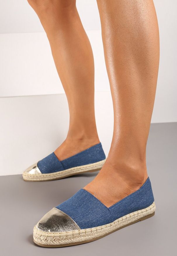 Renee - Niebieskie Espadryle z Ozdobnym Noskiem na Plecionej Podeszwie Effiel. Kolor: niebieski. Materiał: jeans. Sezon: lato. Styl: elegancki, wakacyjny, klasyczny