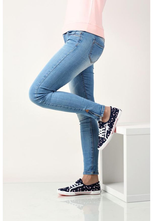 Pepe Jeans - Trampki pepe jeans pls30270. Kolor: niebieski