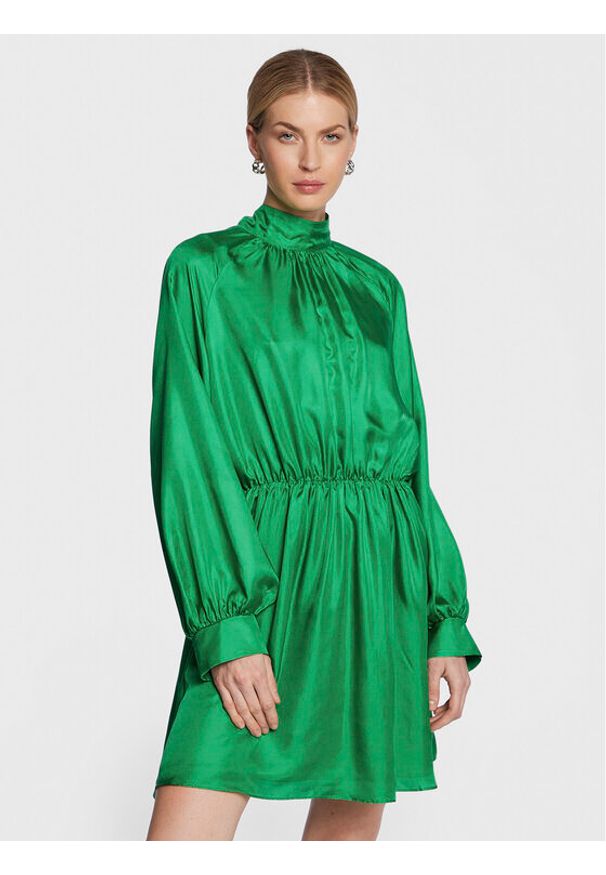 Samsoe & Samsoe - Samsøe Samsøe Sukienka koktajlowa Ebbali F22400163 Zielony Regular Fit. Kolor: zielony. Materiał: jedwab. Styl: wizytowy