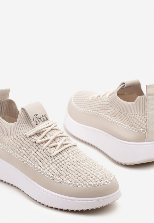 Renee - Beżowe Buty Sportowe Sneakersy z Siateczkową Cholewką Helazia. Okazja: na co dzień. Kolor: beżowy. Materiał: jeans. Szerokość cholewki: normalna