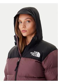 The North Face Kurtka puchowa 1996 Retro Nuptse NF0A3XEO Brązowy Regular Fit. Kolor: brązowy. Materiał: syntetyk. Styl: retro #7