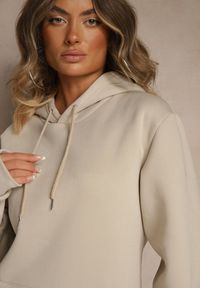 Renee - Beżowa Bluza z Kapturem Ozdobiona Ściągaczami Invila. Okazja: na co dzień. Typ kołnierza: kaptur. Kolor: beżowy. Wzór: aplikacja. Styl: casual, elegancki #4