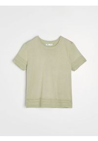 Sinsay - Swetrowa bluzka z ażurowymi detalami i wiskozą - zielony. Kolor: zielony. Materiał: wiskoza. Wzór: ażurowy #1