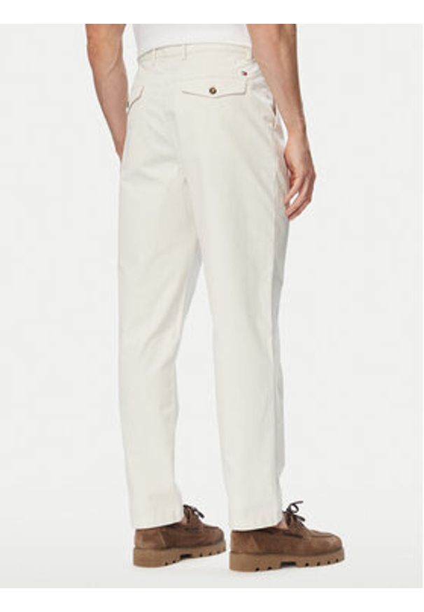 TOMMY HILFIGER - Tommy Hilfiger Spodnie materiałowe Harlem MW0MW43158 Beżowy jasny Straight Fit. Kolor: beżowy. Materiał: bawełna