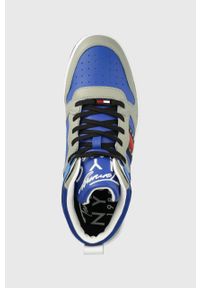 Tommy Jeans sneakersy skórzane Mid Pop Basket. Nosek buta: okrągły. Zapięcie: sznurówki. Kolor: niebieski. Materiał: skóra. Obcas: na obcasie. Wysokość obcasa: niski