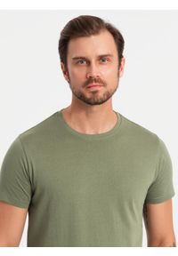 Ombre Clothing - Zestaw męskich bawełnianych t-shirtów BASIC z okrągłym dekoltem – czarny/granatowy/khaki V3 OM-TSBS-0232 - XXL. Okazja: na co dzień. Kolor: niebieski. Materiał: bawełna. Styl: casual, klasyczny #8