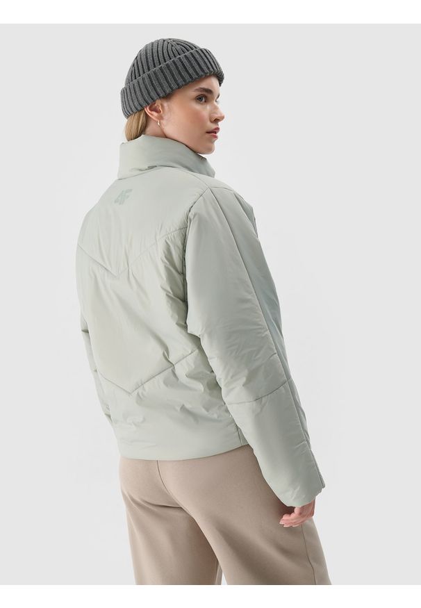 4f - 4F Kurtka puchowa z syntetycznym wypełnieniem damska - szara XL. Okazja: na co dzień. Typ kołnierza: kołnierzyk stójkowy. Kolor: szary. Materiał: puch, syntetyk. Długość: długie. Wzór: gładki, jodełka. Sezon: zima. Styl: klasyczny, casual, elegancki, sportowy