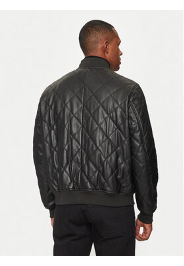 Karl Lagerfeld - KARL LAGERFELD Kurtka skórzana 555011 544409 Czarny Regular Fit. Typ kołnierza: dekolt w karo. Kolor: czarny. Materiał: skóra