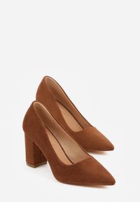 Born2be - Brązowe Klasyczne Czółenka na Obcasie Vices ze Skórzaną Wkładką Maithria. Okazja: na spotkanie biznesowe, do pracy. Kolor: brązowy. Materiał: skóra. Obcas: na obcasie. Styl: klasyczny. Wysokość obcasa: średni #5