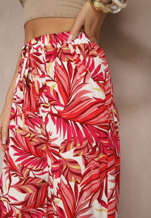 Renee - Czerwone Spodnie z Bawełny o Szerokim Kroju High Waist w Liście Edirive. Okazja: na spotkanie biznesowe. Stan: podwyższony. Kolor: czerwony. Materiał: bawełna. Sezon: lato. Styl: biznesowy, klasyczny, elegancki