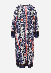 Born2be - Niebieska Satynowa Sukienka Pudełkowa z Rustykalnym Wzorem Xallilena. Kolor: niebieski. Materiał: satyna. Styl: elegancki #4