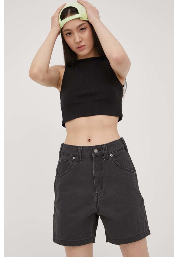 Dickies szorty jeansowe damskie kolor czarny gładkie high waist. Okazja: na co dzień. Stan: podwyższony. Kolor: czarny. Materiał: jeans. Wzór: gładki. Styl: casual