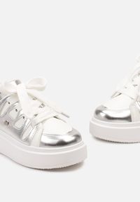 Born2be - Biało-Srebrne Sneakersy na Platformie Revin. Kolor: biały. Obcas: na platformie