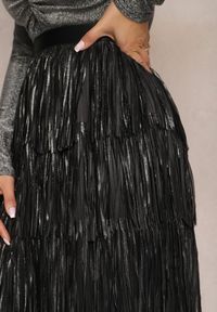 Renee - Czarna Plisowana Spódnica Midi z Frędzlami Alastrina. Kolor: czarny. Materiał: materiał #4
