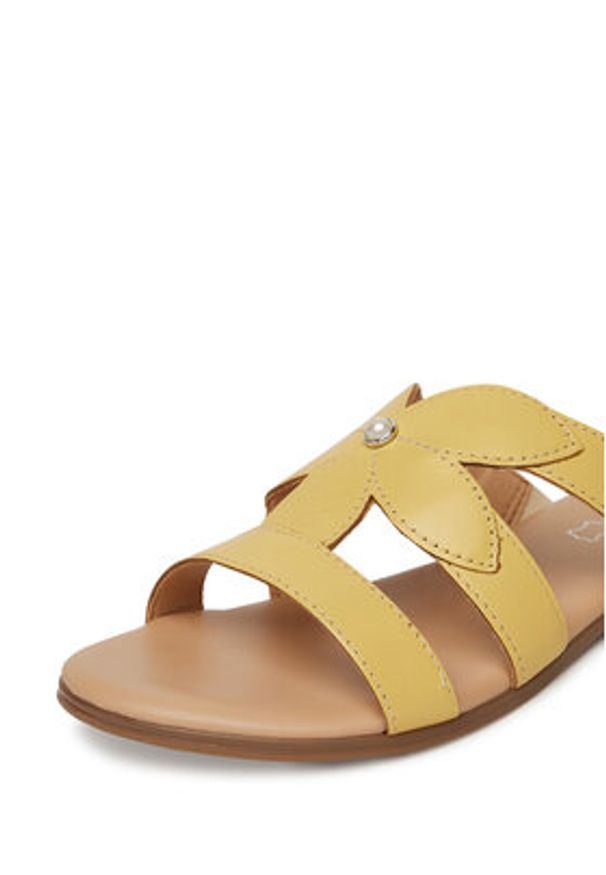 Lasocki Klapki RST-ARENA-69 Żółty. Kolor: żółty. Materiał: skóra