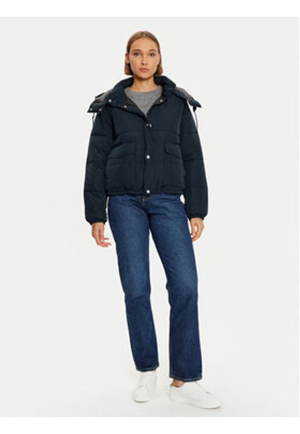 Lee Kurtka puchowa 112355162 Czarny Relaxed Fit. Kolor: czarny. Materiał: syntetyk