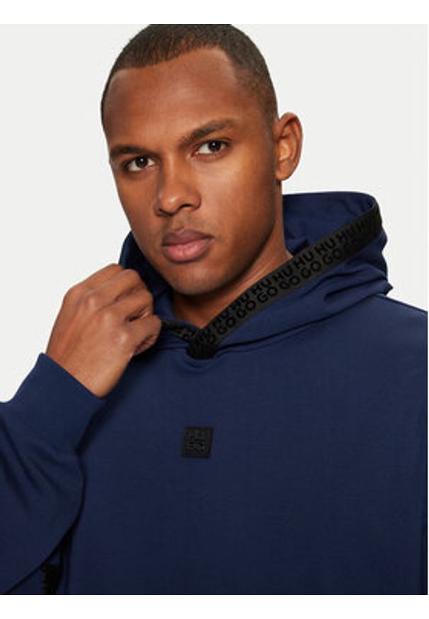 Hugo - HUGO Bluza Dagarito 50521429 Granatowy Relaxed Fit. Kolor: niebieski. Materiał: bawełna