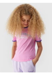 4f - T-shirt z nadrukiem dziewczęcy - różowy. Kolor: różowy. Materiał: bawełna. Długość rękawa: krótki rękaw. Wzór: nadruk #1