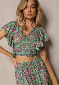 Renee - Zielony Wiskozowy Komplet 2-Częściowy w Print Paisley Długa Spódnica i Kopertowy Top Aeodosia. Kolor: zielony. Materiał: wiskoza. Wzór: paisley, nadruk
