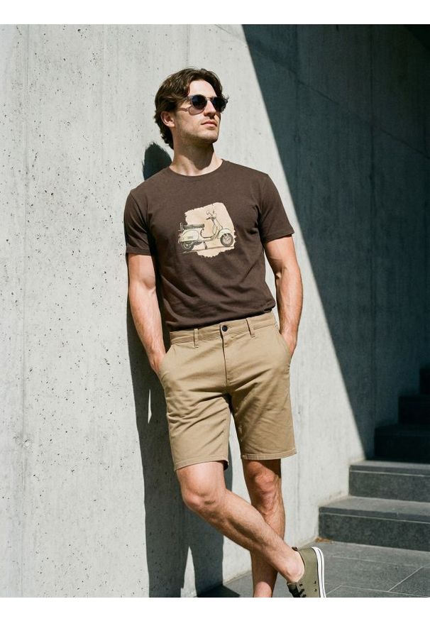 Sinsay - Bawełniane szorty jeansowe - beżowy. Kolor: beżowy. Materiał: bawełna, jeans