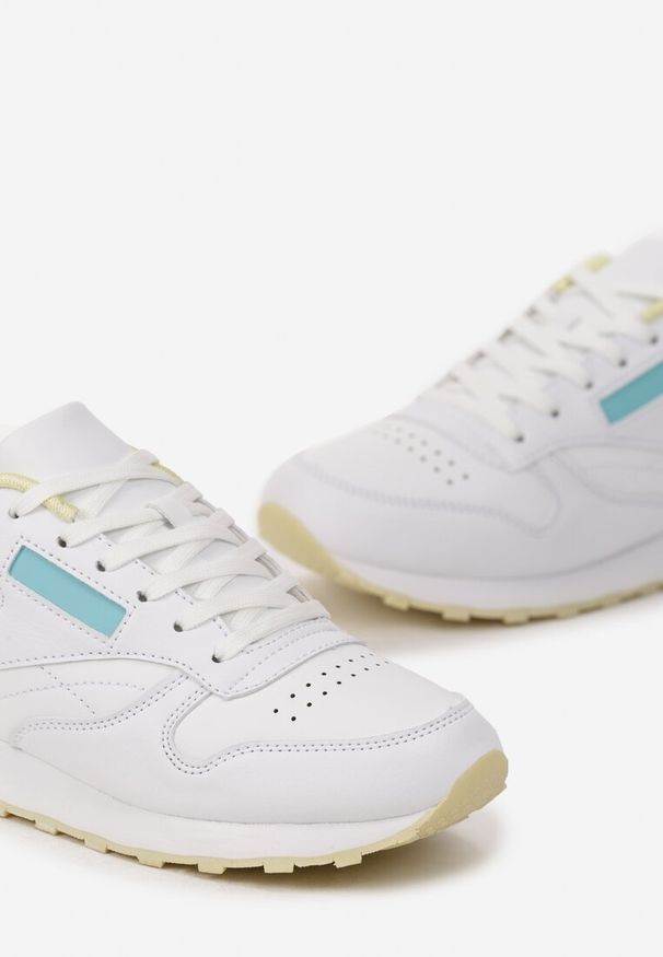 Born2be - Białe Sneakersy z Przeszyciami Elistria. Okazja: na co dzień. Kolor: biały