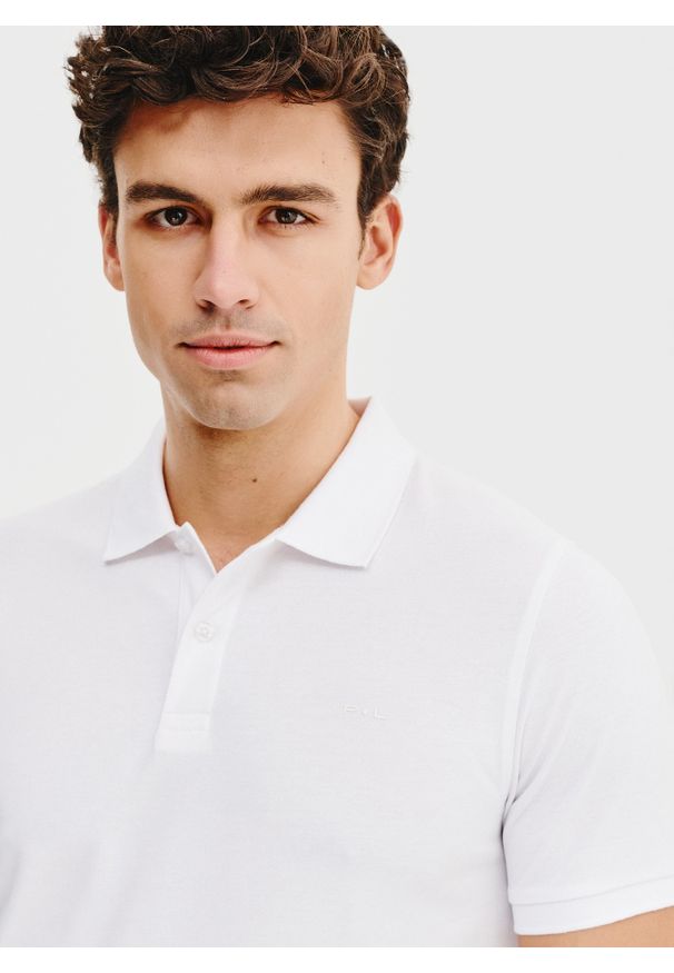 Pako Lorente - PAKO LORENTE – Biały t-shirt polo. Typ kołnierza: polo. Kolor: biały. Materiał: elastan, bawełna